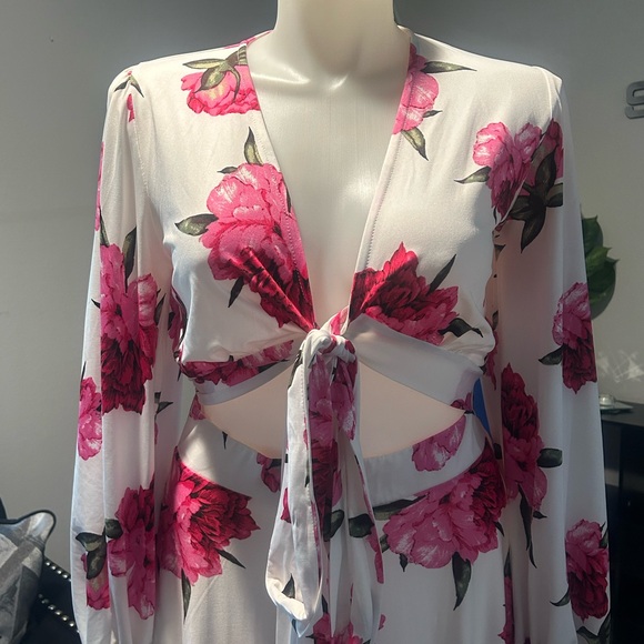 Plus Size -2pc Floral Skirt Set - Picture 7 of 14